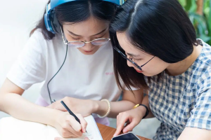 Vì sao nhiều người chỉ học nghe nói tiếng Trung?